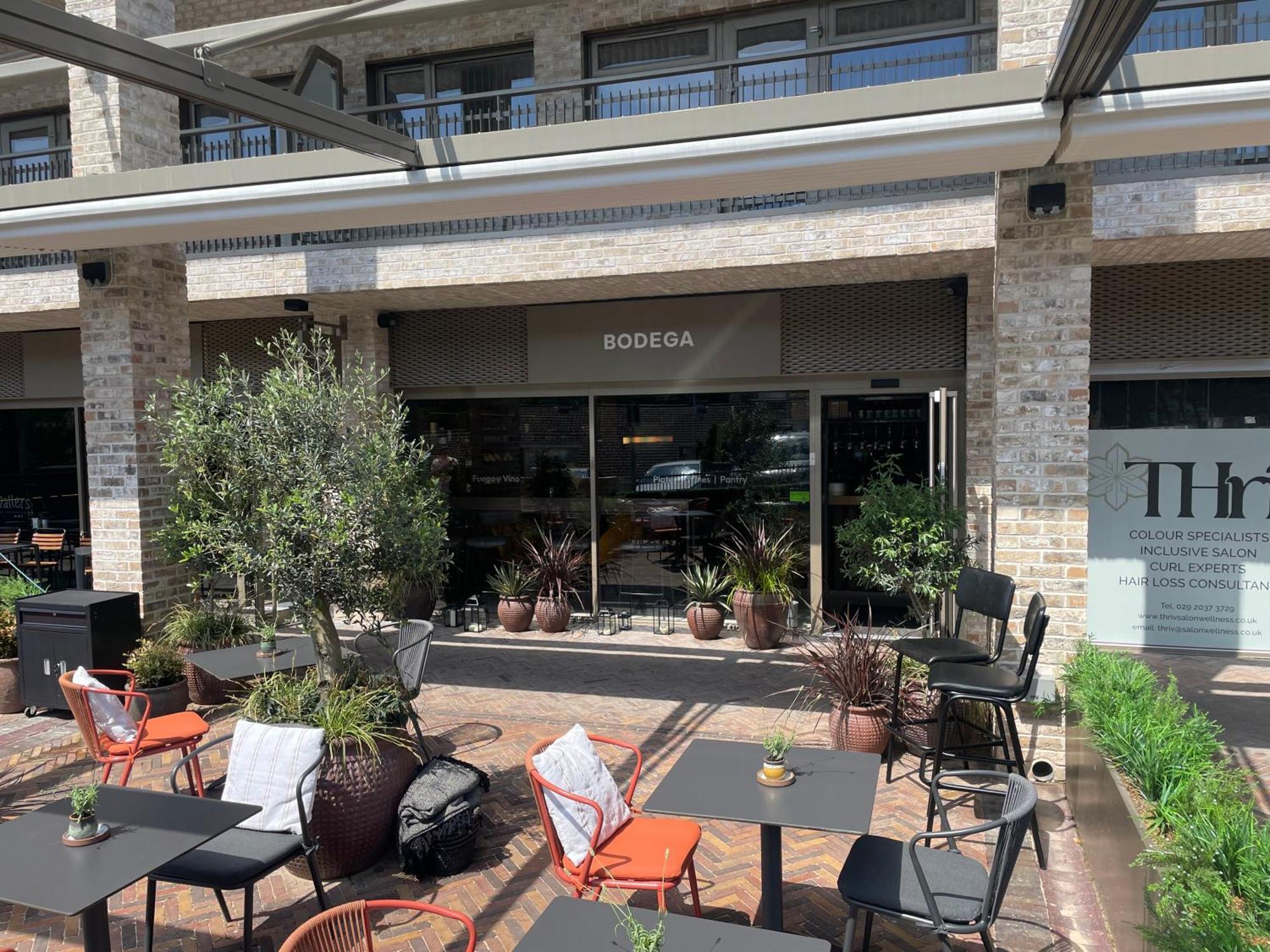 Amber Vista 2 Bedroom Apartments- Supermarket, Coffee Shop, Restaurants & Parking Below كارديف المظهر الخارجي الصورة