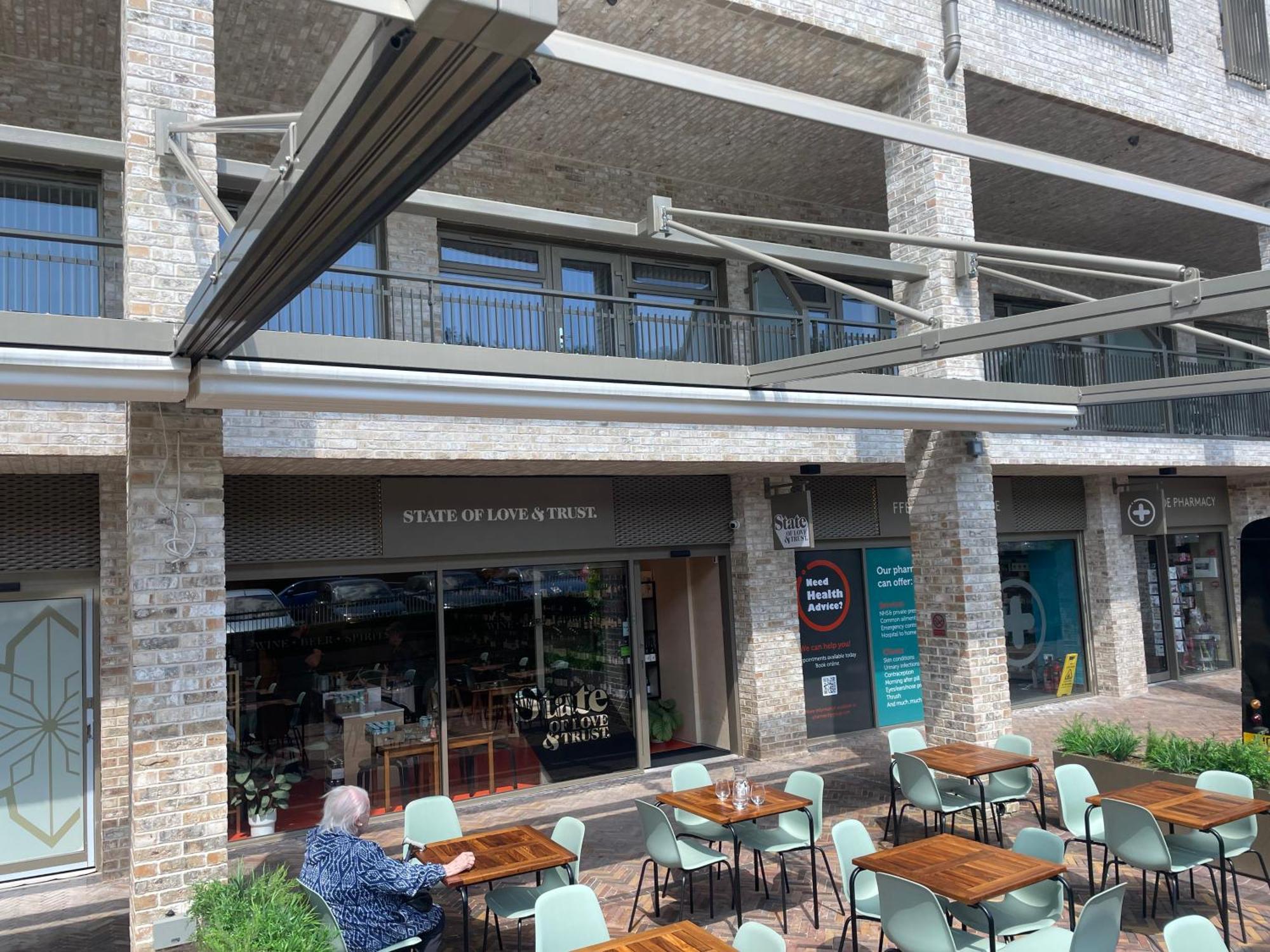 Amber Vista 2 Bedroom Apartments- Supermarket, Coffee Shop, Restaurants & Parking Below كارديف المظهر الخارجي الصورة
