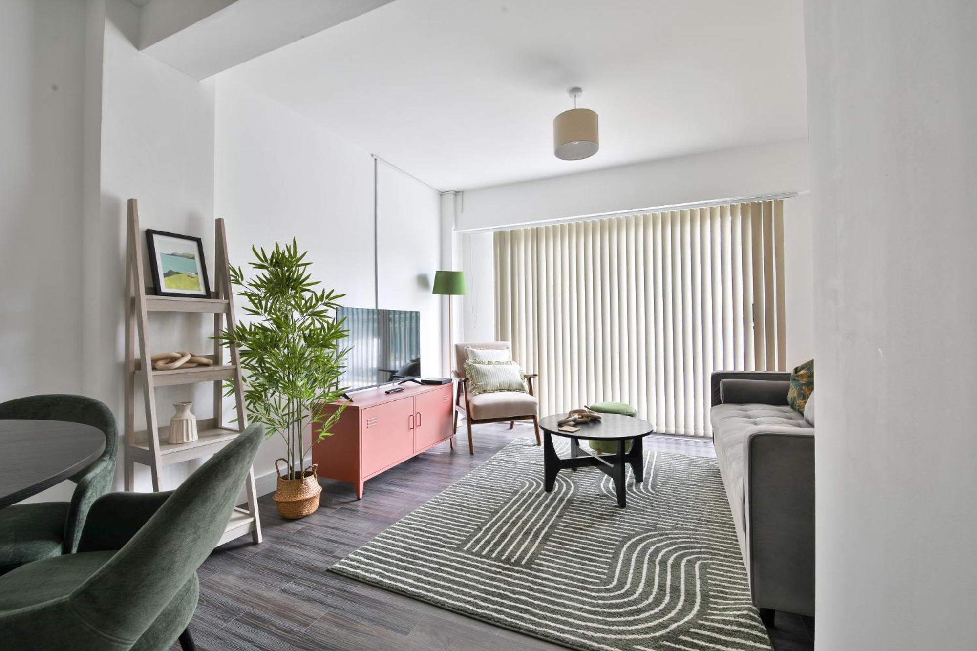 Amber Vista 2 Bedroom Apartments- Supermarket, Coffee Shop, Restaurants & Parking Below كارديف المظهر الخارجي الصورة